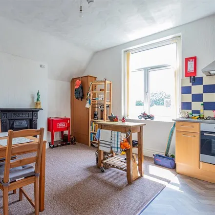Rent this 1 bed apartment on Allen & Harris in Cathedral Road, Cardiff