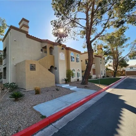 Rent this 3 bed condo on 3182 East Rochelle Avenue in Paradise, NV 89121
