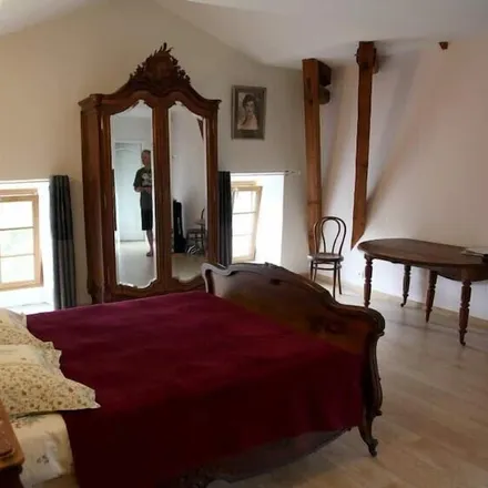 Rent this 1 bed house on 12400 Saint-Affrique