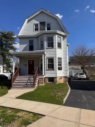 Rent this 4 bed house on 140 Franklin Avenue in West Orange, NJ 07052