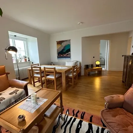 Rent this 2 bed apartment on Hjortsbergavägen in 342 30 Alvesta, Sweden