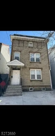 Image 4 - 152 Jackson Street, Newark, NJ 07105, USA - House for sale