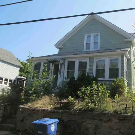 Buy this 1studio house on 30 Lincoln Terrace in Leominster, MA 01453