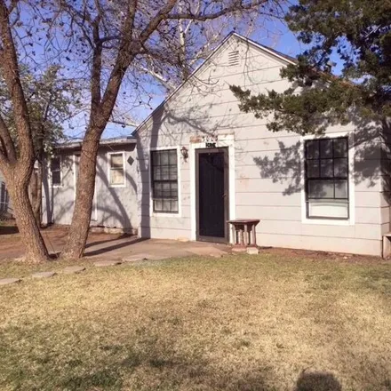 Rent this 1 bed house on 3045 Avenue V in Lubbock, TX 79411