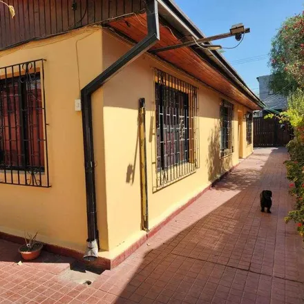 Buy this 7 bed house on Chiloé 4669 in 892 0099 San Miguel, Chile