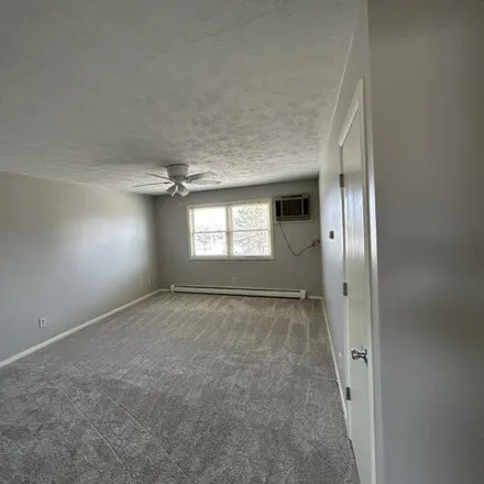 Image 3 - South Regency Drive, Bloomington, IL 61701, USA - Apartment for rent