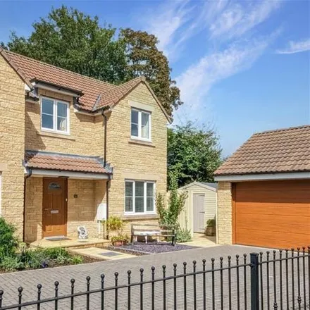 Buy this 4 bed house on Tadley Meadow in Frome, BA11 4FL