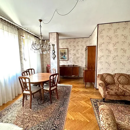 Rent this 3 bed apartment on Piazzale Leonardo da Vinci 8 in 30170 Venice VE, Italy