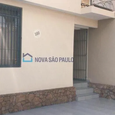 Rent this 3 bed house on Avenida Pedro Bueno in Vila Guarani, São Paulo - SP