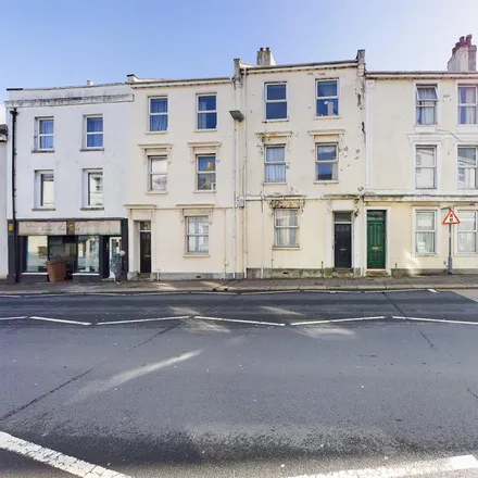 Rent this 2 bed apartment on 17 Devonport Road in Plymouth, PL3 4DH