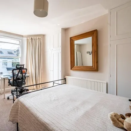 Rent this 2 bed apartment on Delaford Street in London, SW6 7LT