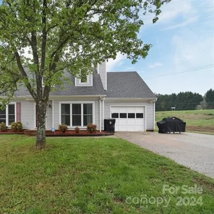 Buy this 3 bed house on 1098 Prince Circle in Concord, NC 28025