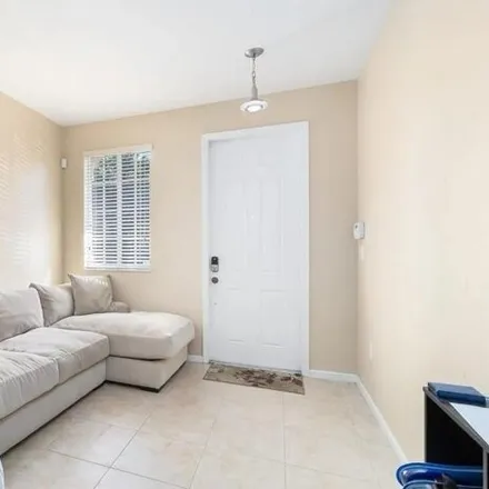 Image 6 - 21137 Northwest 14th Place, Miami Gardens, FL 33169, USA - Townhouse for sale