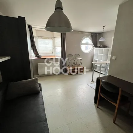 Image 2 - Avancée de la Porte Saint-Louis, 29200 Brest, France - Apartment for rent