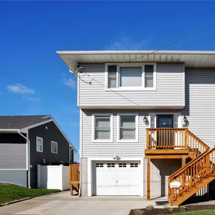 Buy this 4 bed house on 889 Pacific Street in Village of Lindenhurst, NY 11757