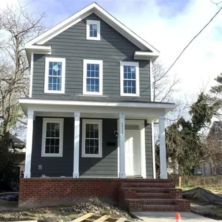 Buy this 5 bed house on 905 Lexington Street in Norfolk, VA 23504