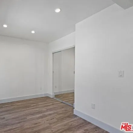 Image 9 - 6229 Sylvia Avenue, Los Angeles, CA 91335, USA - House for rent