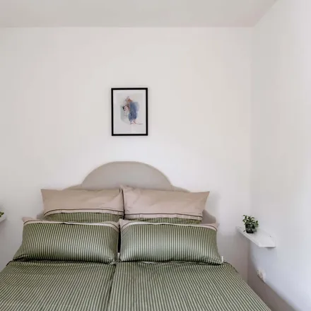 Rent this 2 bed apartment on Kurt-Heintze-Straße 48 in 47279 Duisburg, Germany