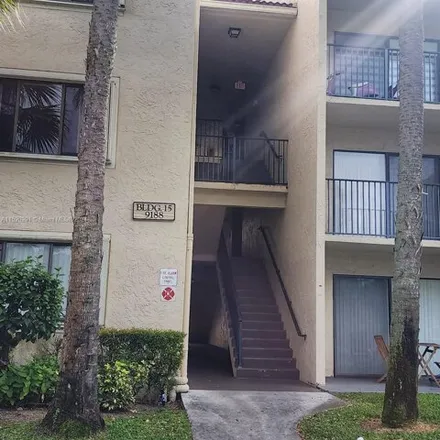 Rent this 3 bed condo on Riverside Drive in Coral Springs, FL 33071