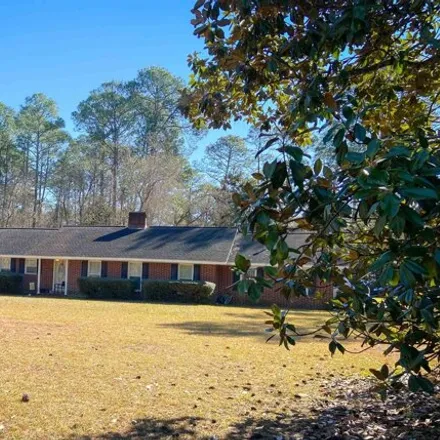 Buy this 4 bed house on 337 Weatherly Drive in Baxley, GA 31513