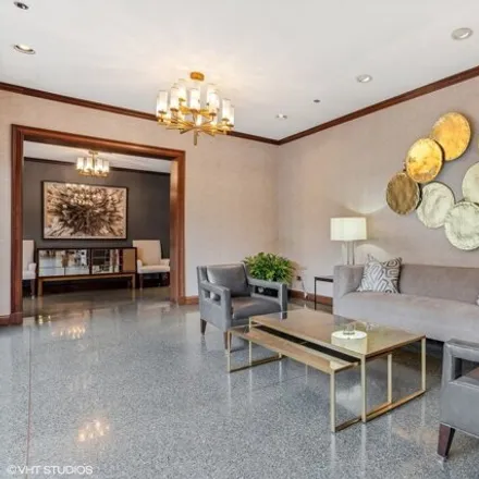 Image 2 - Park Newberry, 55 West Delaware Place, Chicago, IL 60610, USA - Condo for sale