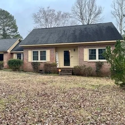 Buy this 3 bed house on 1954 Twin Oaks Drive in Milledgeville, GA 31061