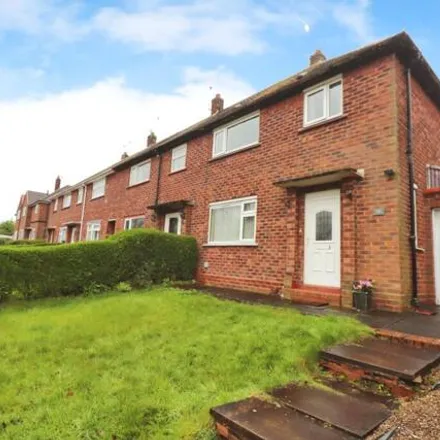 Buy this 3 bed duplex on Ravenscroft Road in Crewe, CW2 8PQ