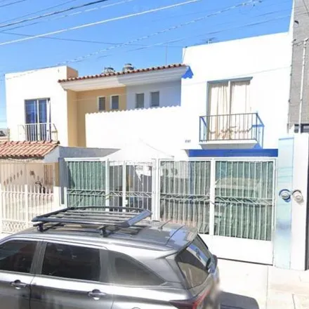 Buy this 3 bed house on Calle Adalberto Navarro Sánchez in 44760 Guadalajara, JAL