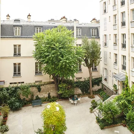 Image 9 - 14 Rue Houdon, 75018 Paris, France - Apartment for rent