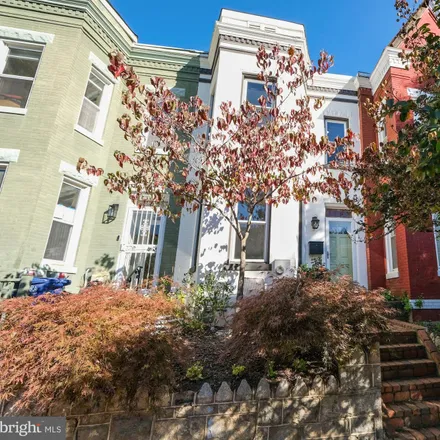 Image 2 - 1436 E Street Southeast, Washington, DC 20003, USA - Townhouse for sale