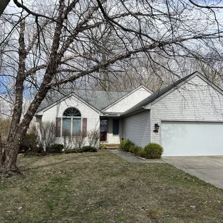 Buy this 3 bed house on 875 Berkshire Drive in Saline, MI 48176