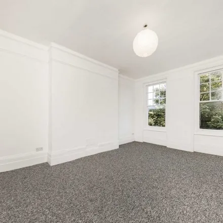 Image 2 - Knollys Road, London, SW16 2JP, United Kingdom - Apartment for rent