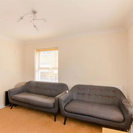 Image 1 - 15 Earles Gardens, Norwich, NR4 7SH, United Kingdom - Apartment for rent