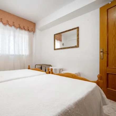 Image 7 - Delfín, Passeig de Miramar, 43850 Salou, Spain - Apartment for rent