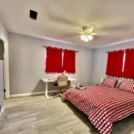 Rent this 4 bed house on Universal City in TX, 78148