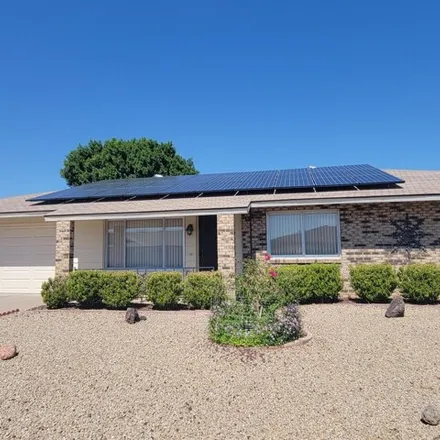 Rent this 3 bed house on 9714 West Hawthorn Court in Sun City, AZ 85351
