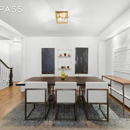 Image 3 - 209A East 61st Street, New York, NY 10065, USA - Townhouse for rent