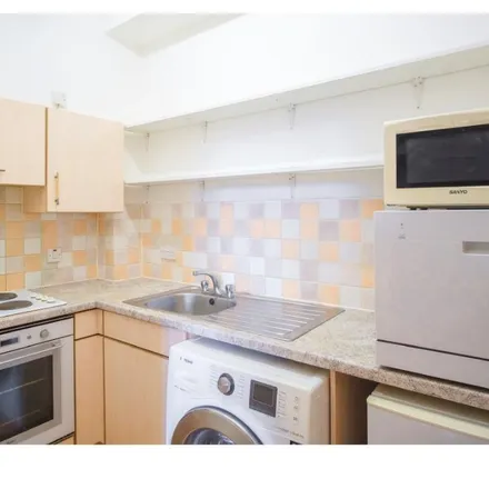 Rent this 1 bed apartment on ATUC Car Park in Merchant Quarter, Adelphi