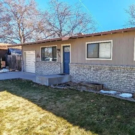 Buy this 3 bed house on 560 Woodside Way in Susanville, CA 96130