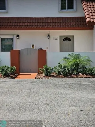 Rent this 3 bed house on 3268 Coral Springs Drive in Coral Springs, FL 33065