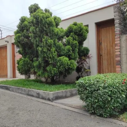 Image 2 - Jirón Nicola Paganini, Santiago de Surco, Lima Metropolitan Area 15023, Peru - House for sale