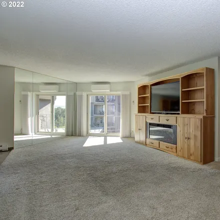 Image 7 - 5575 East Evergreen Boulevard, Vancouver, WA 98661, USA - Condo for sale