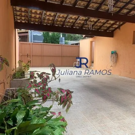Buy this 4 bed house on Rua das Tulipas in Recreio Maristela, Atibaia - SP
