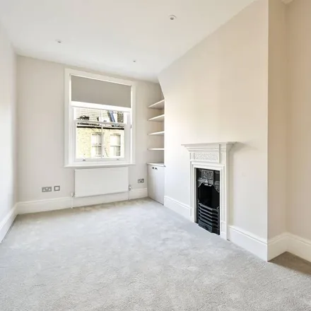 Image 5 - Charleville Road, London, W14 9JH, United Kingdom - Apartment for rent