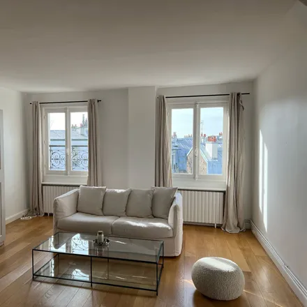 Rent this 1 bed apartment on 1 Villa Léandre in 75018 Paris, France