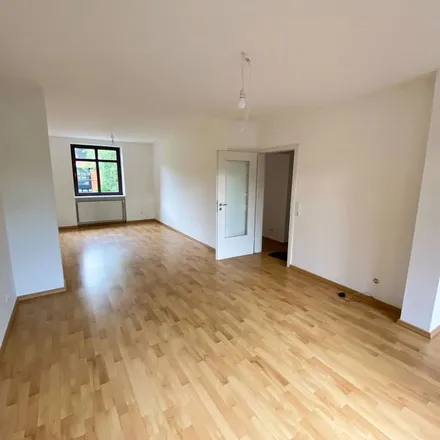 Rent this 4 bed apartment on Rockwinkeler Heerstraße 42 in 28355 Bremen, Germany