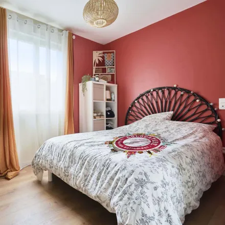Rent this 2 bed room on 6 Boulevard de la Paix in 51100 Reims, France