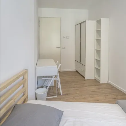 Rent this 3 bed room on Schoolstraat 29 in 1111 BN Diemen, Netherlands