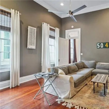 Image 9 - 335 Cherokee Street, New Orleans, LA 70118, USA - House for sale