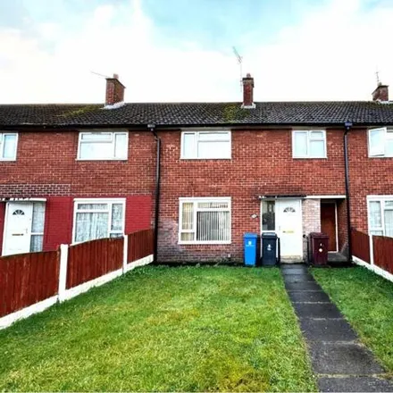 Buy this 3 bed townhouse on Roseheath Drive in Knowsley, L26 9UG
